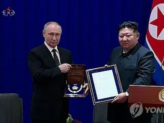 金正恩氏　プーチン氏に最高勲章を授与＝豊山犬も