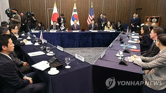 １月１８日、ソウルで開かれた韓米日３カ国の北朝鮮担当高官による会談＝（聯合ニュース）