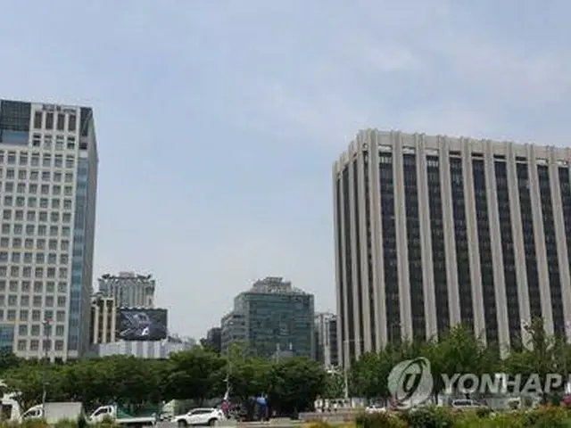 韓国外交部の庁舎（左、資料写真）＝（聯合ニュース）