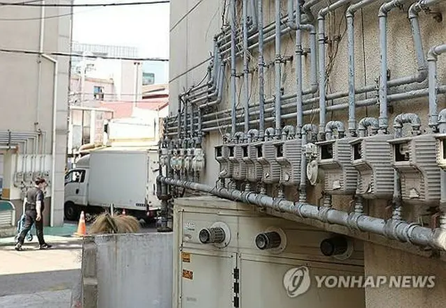 ソウル市内の建物に設置されたガス計量器＝（聯合ニュース）