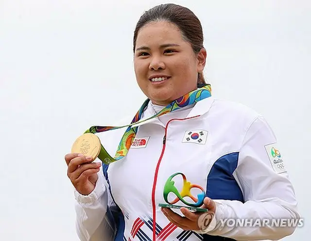 ２０１６年リオデジャネイロ五輪ゴルフ女子金メダリストの朴仁妃氏がパリ五輪選手村の開村に合わせ、国際オリンピック委員会（ＩＯＣ）選手委員の選挙運動をスタートする＝（聯合ニュース）