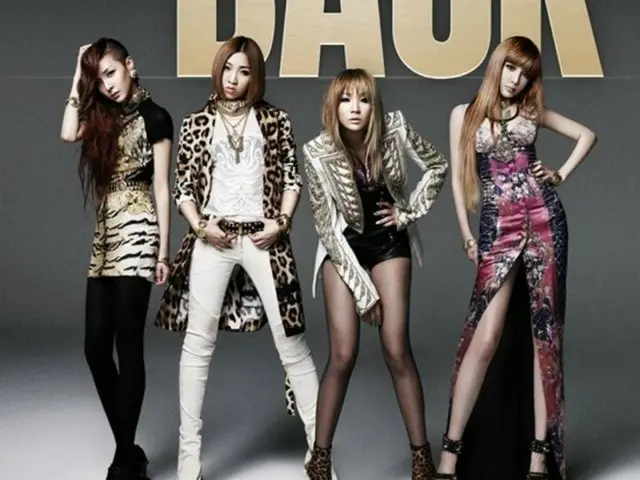 【公式】「2NE1」、YGヤン・ヒョンソクと8年ぶりに手を握った…グローバルツアー確定