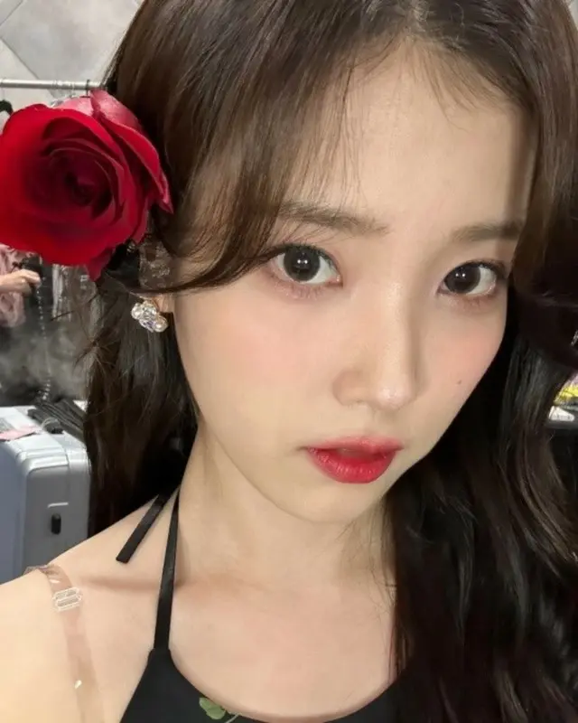 IU（アイユー）、まるで花のよう