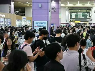 脱線事故で大混乱の高速鉄道　始発から通常運転＝韓国