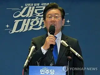 「花」巡り最大野党と論争の大統領室　「お祝いまで政治的に利用」と批判＝韓国