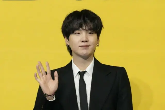 「BTS」SUGA、「本日（22日）警察出頭は事実ではない」… HYBEが立場伝える