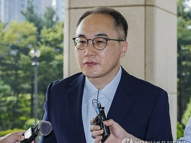 李沅ソク検事総長＝２３日、ソウル（聯合ニュース）