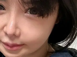 「2NE1」の完全体を控えたBOM、肌のツッパリまで…超接近ビジュアル