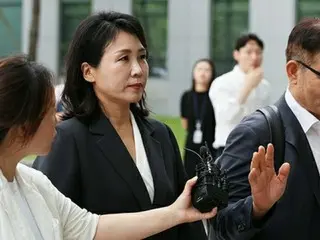 最大野党代表の妻　公務用クレカの私的利用巡る検察聴取で供述拒否＝韓国