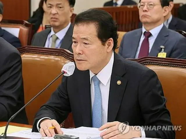 国会外交統一委員会で答弁する金暎浩統一部長官（資料写真）＝（聯合ニュース）