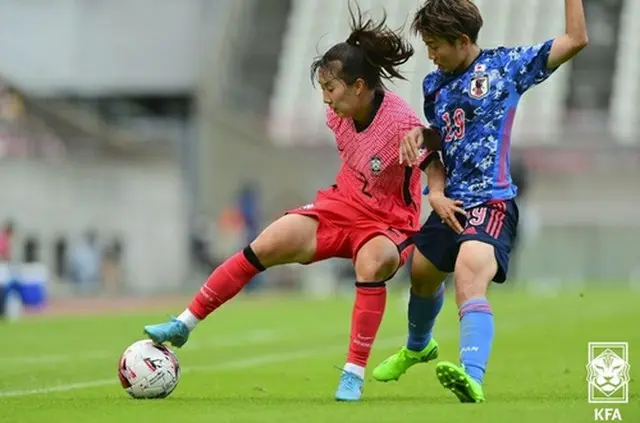 サッカー女子の韓日戦（大韓サッカー協会提供）＝（聯合ニュース）≪転載・転用禁止≫