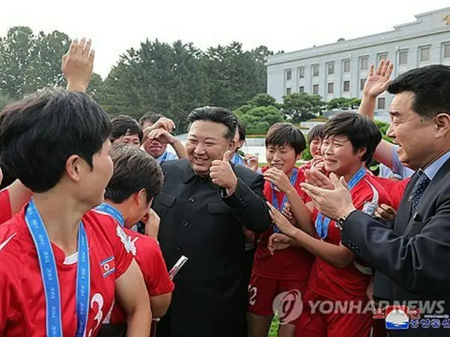 金正恩氏「国中に喜び与えた」　サッカー女子Ｕ―２０Ｗ杯優勝の選手を称賛