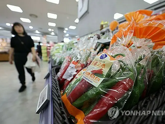 ソウル市内のスーパーの食品売り場＝（聯合ニュース）