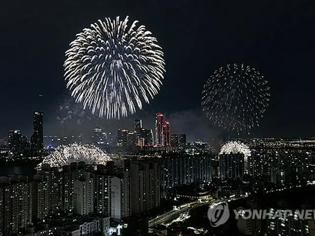 昨年開催された「ソウル世界花火祭り」の様子（資料写真）＝（聯合ニュース）