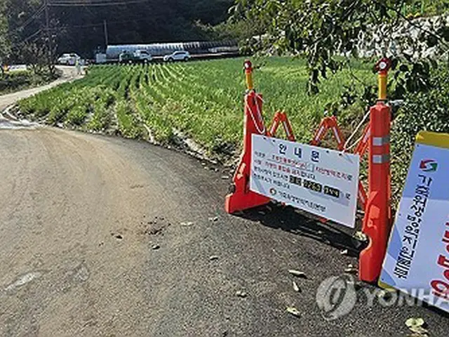 高病原性鳥インフルエンザが発生した養鶏場＝３０日、東海（聯合ニュース）