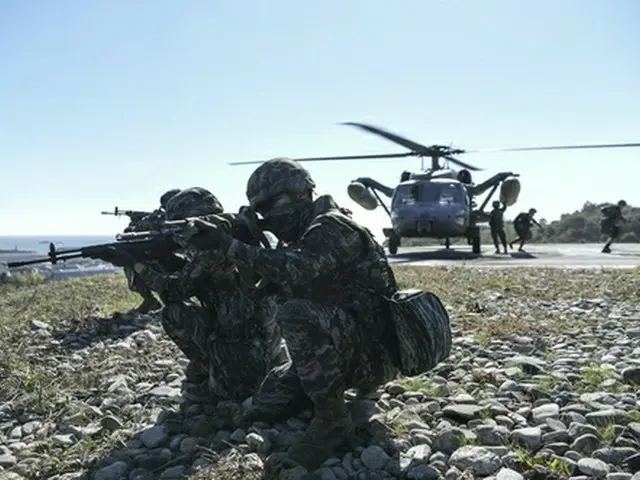 訓練の様子（海兵隊提供）＝（聯合ニュース）≪転載・転用禁止≫