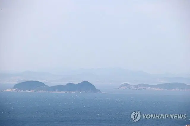 ＧＰＳ妨害電波を発信しているとみられる北朝鮮の島を韓国側から見た様子（仁川市甕津郡提供）＝（聯合ニュース）≪転載・転用禁止≫