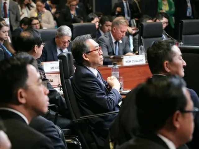 ＡＰＥＣ閣僚会議に出席した趙氏（外交部提供）＝（聯合ニュース）≪転載・転用禁止≫