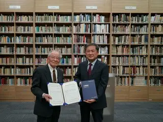 日本の考古学者　韓国国立中央博物館に資料寄贈＝研究発展に寄与