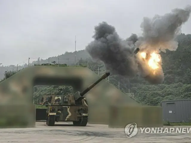 韓国海兵隊　境界線付近で海上射撃訓練＝自走砲約２００発発射