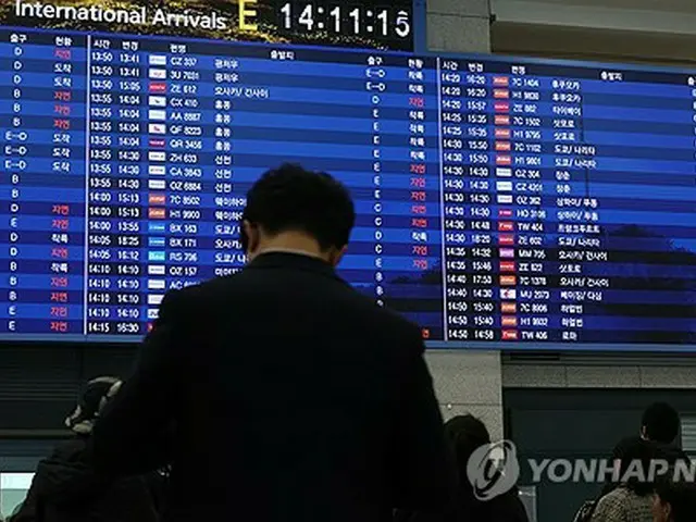 韓国で大雪による交通の乱れ　仁川・金浦空港で１００便以上欠航