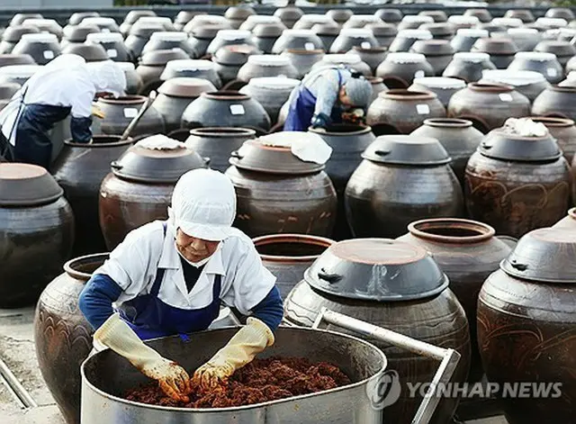 「韓国の醤（ジャン）造り」（資料写真）＝（聯合ニュース）