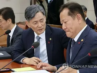 韓国野党　前国防相ら高官の迅速逮捕求める決議案を国会委員会で採択