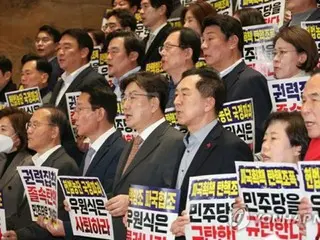 韓国与党　大統領代行の弾劾は「無効」と主張＝効力停止仮処分申し立て