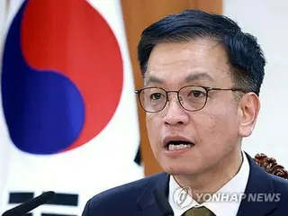 韓国大統領代行の副首相　軍に「警戒強化」指示