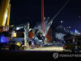 韓国旅客機事故　１７６人死亡・３人不明＝2人救助