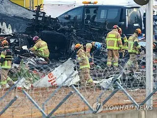 韓国旅客機事故２日目　死者１７９人中１４０人の身元確認