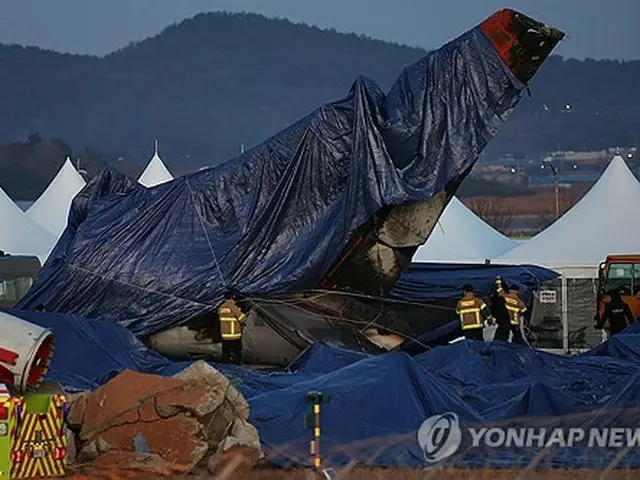 韓国旅客機事故　現場での捜索終了＝発生から１週間