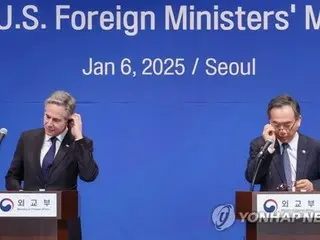 韓国外相「韓米同盟に空白なし」再確認　米国務長官と会談