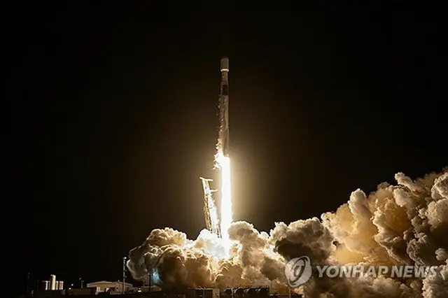 韓国軍の軍事偵察衛星３号機は昨年１２月、米カリフォルニア州のバンデンバーグ宇宙軍基地から米宇宙企業スペースＸ社のロケット「ファルコン９」に搭載されて打ち上げられた（国防部提供）＝（聯合ニュース）≪転載・転用禁止≫