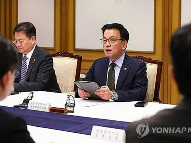 韓国大統領代行「近いうちにトランプ氏との電話会談調整」　高官交流も本格化へ