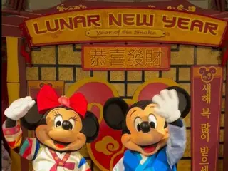 米ディズニーランドで韓服を着たミッキーマウスに中国ネットユーザーが反応...理由は？