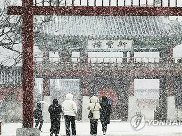 韓国各地で雪　氷点下１０度以下の厳しい寒さ続く