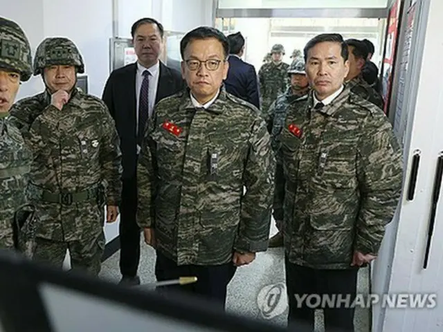 韓国大統領代行　軍合同参謀本部を訪問＝北朝鮮の挑発には「即座に対応」