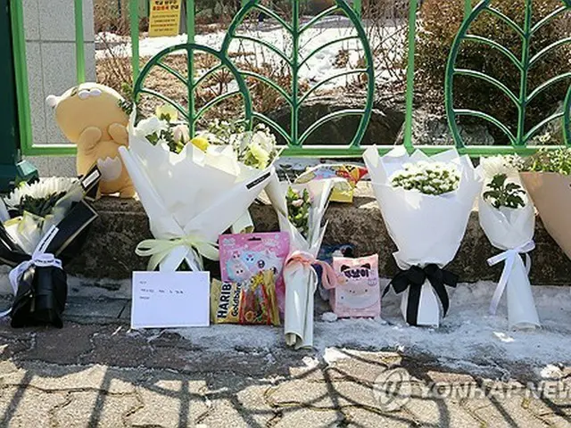 小学生刺殺した女教師　授業から排除され立腹と供述＝韓国