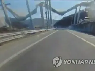 韓国の高速道路工事現場で鉄骨崩落　３人死亡・５人けが