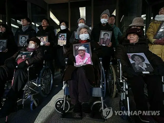 韓国の徴用被害者遺族が不二越の株主総会に出席　賠償履行を要求