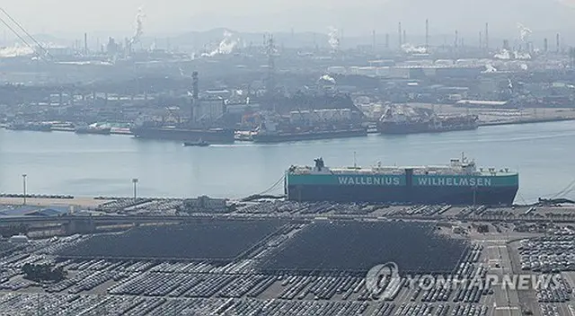 現代自動車蔚山工場の輸出船積み埠頭（資料写真）＝（聯合ニュース）