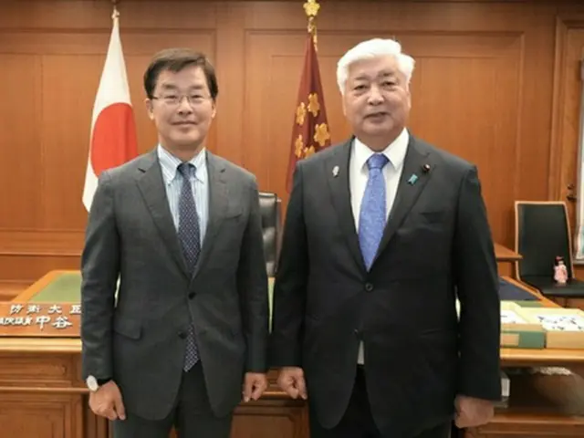 駐日韓国大使「韓日協力は地域平和にとって重要」　日本防衛相と会談