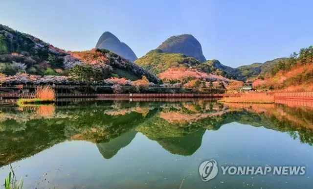 馬耳山（韓国観光公社提供）＝（聯合ニュース）≪転載・転用禁止≫