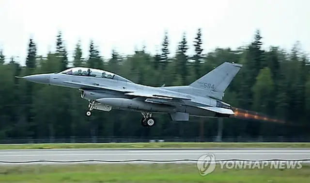 ＫＦ１６戦闘機（空軍提供）＝（聯合ニュース）≪転載・転用禁止≫