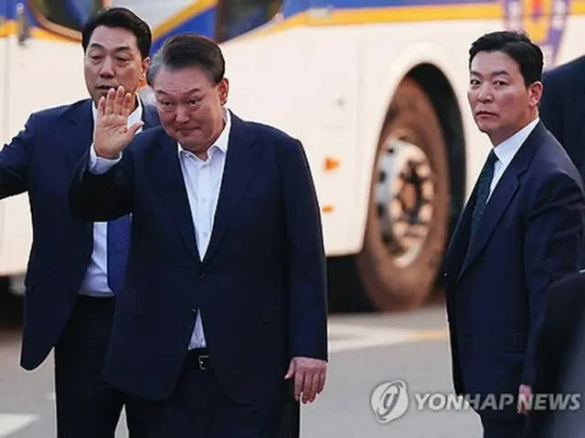 韓国検察　大統領警護処幹部の逮捕状請求＝尹氏の身柄確保を妨害