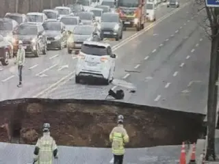 ソウル市で道路陥没…バイク墜落・1人病院搬送