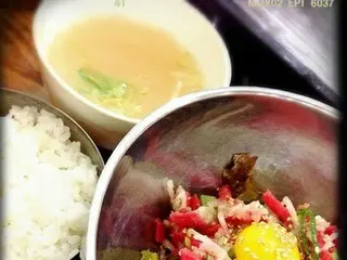 韓国でしか食べられないニンニクたっぷりのユッケ丼を堪能！