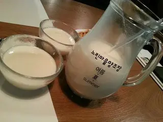 真のマッコリ好きさんは生マッコリを飲み放題で楽しんで！【韓国】