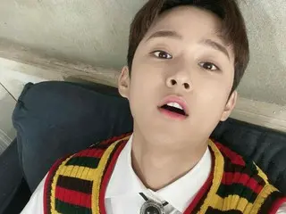 「FTISLAND」イ・ジェジン、オンラインソロファンミ終了後にファンにあいさつ…”早くライブしたい”